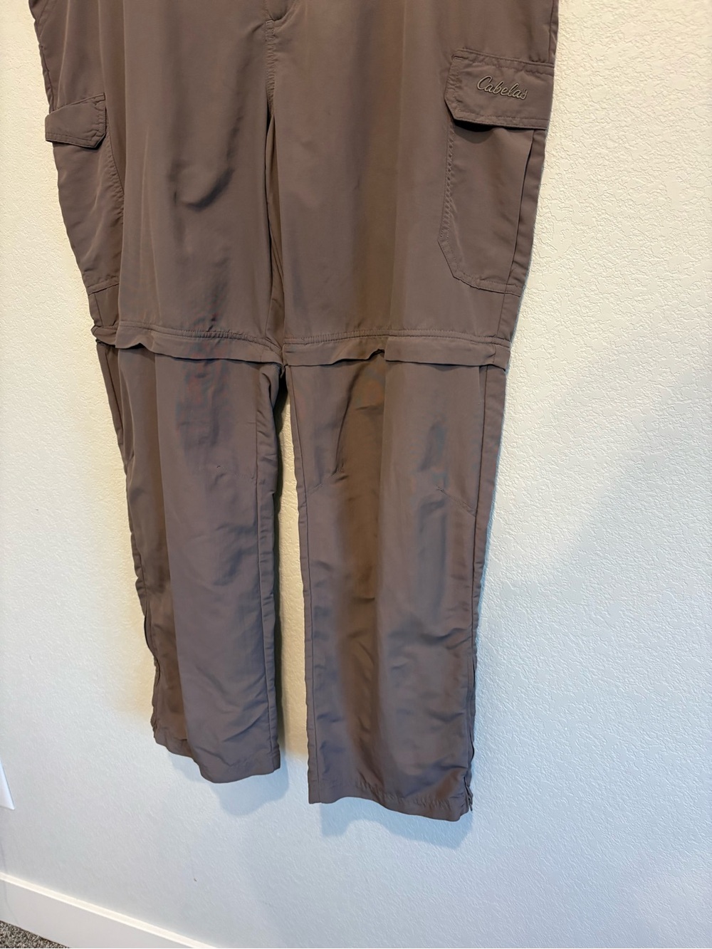 Cabela’s Convertible Hiking Pants Men’s 40x32 Gray Zip Off Cargo Trail Outdoor - Picture 3 of 13